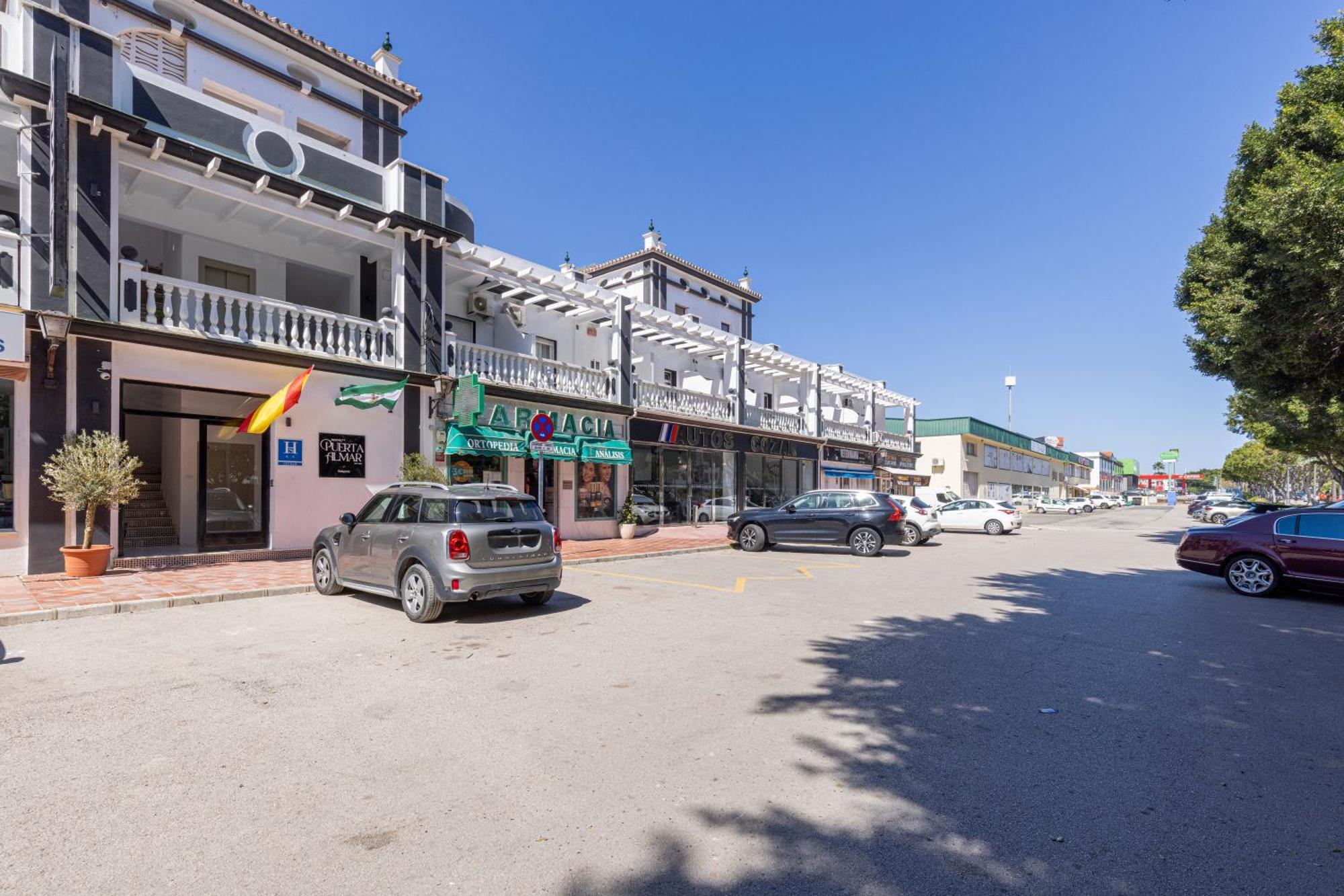 Hostal Puerta Almar Estepona Dış mekan fotoğraf